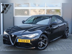 Alfa Romeo Giulia - 2.0 T AWD Veloce 280PK | 12 Mnd. Garantie | Nette en complete Giulia met historie