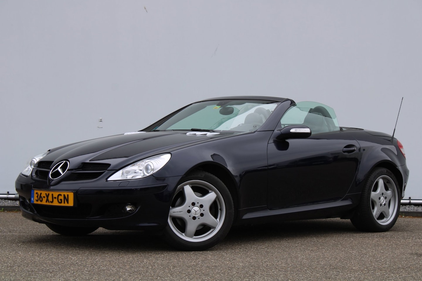 Mercedes-Benz SLK-klasse - 280 | airscarf | achteruitrijcamera | leder | dab+ | elektrische kap | 231PK - AutoWereld.nl