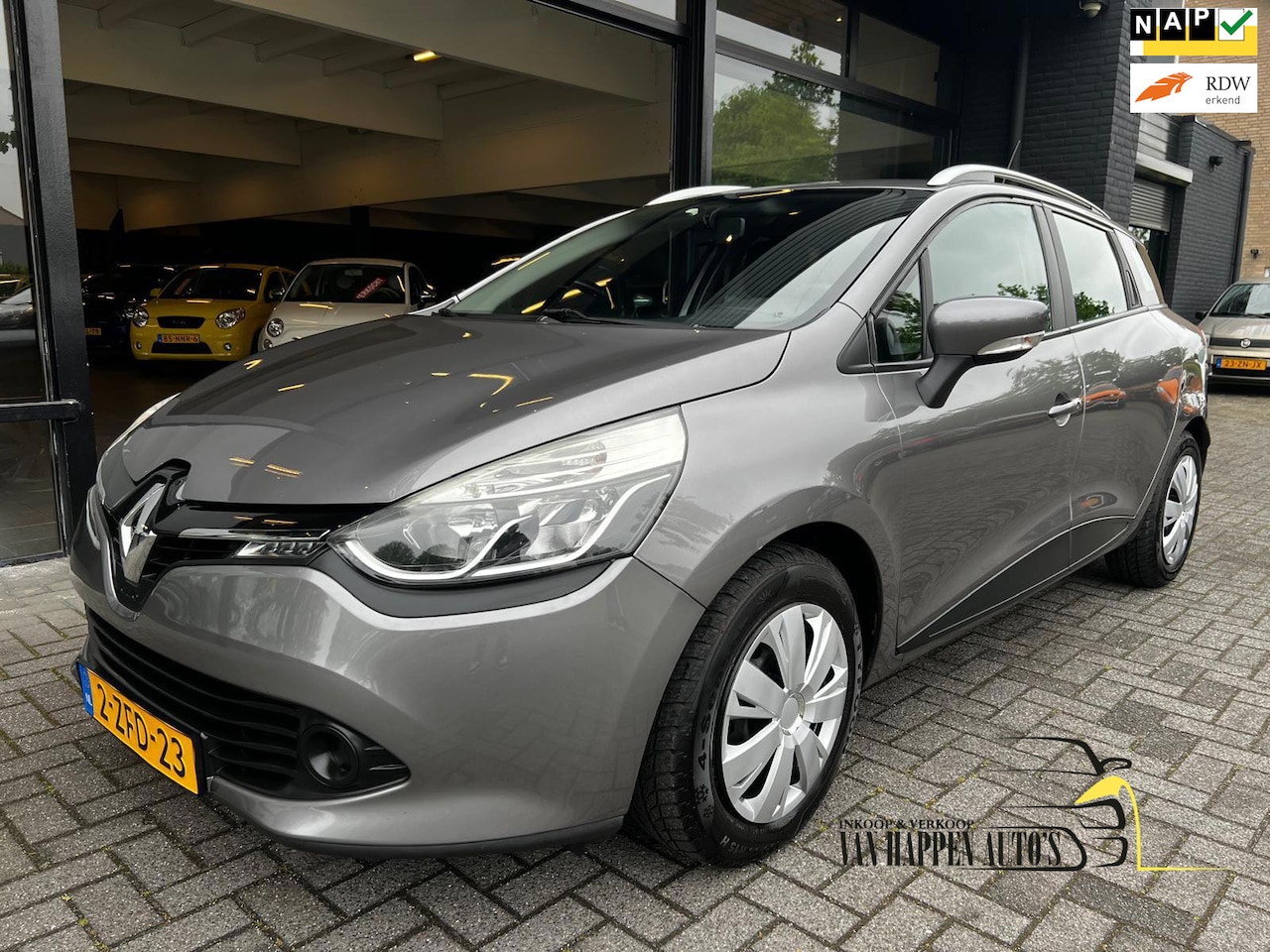 Renault Clio Estate - 0.9 TCe Expression / apk 4-2027 - AutoWereld.nl
