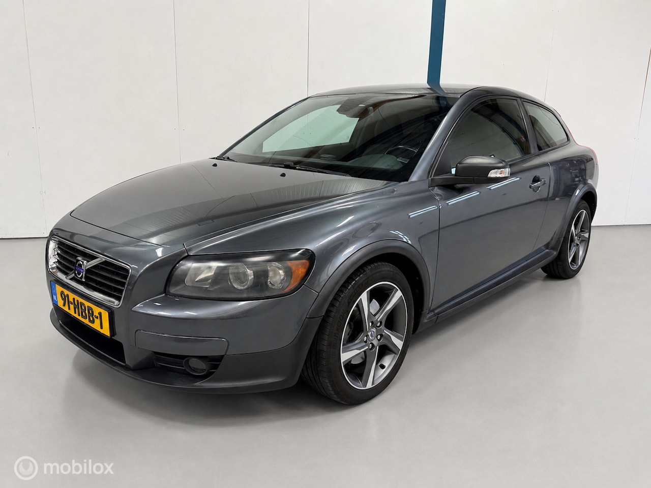Volvo C30 - 2.4i Momentum CARPLAY / 170PK / NL-AUTO - AutoWereld.nl
