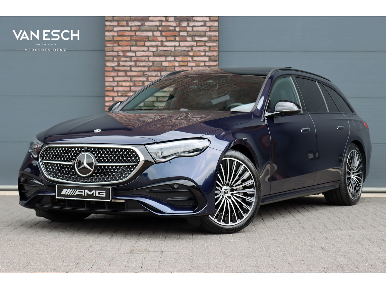 Mercedes-Benz E-klasse Estate - 300 de 4MATIC AMG Line | Hyperscreen | Distronic+ | Zonweringpakket | Trekhaak | Stoelvent - AutoWereld.nl