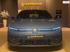 Volkswagen Golf - 8 | GTI | 265 PK | Facelift | BTW | Pano | Apple Carplay | Stuurverwarming | Sport stoelen