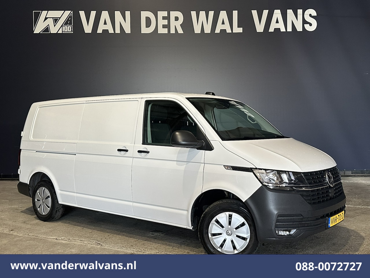 Volkswagen Transporter - 2.0 TDI L2H1 Euro6 Airco | Navigatie | Apple Carplay | Android Auto | Trekhaak Cruisecontr - AutoWereld.nl