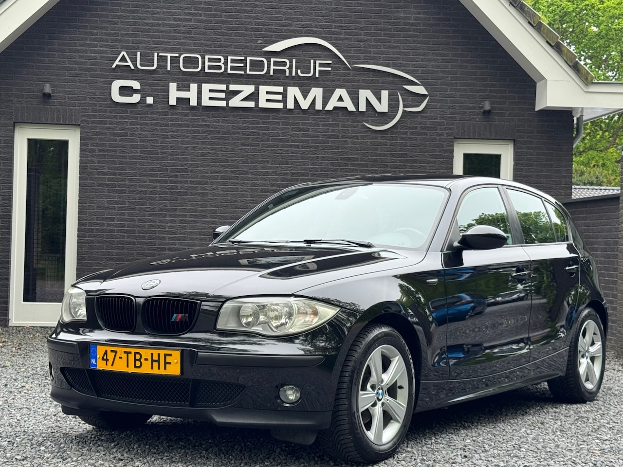 BMW 1-serie - 116i Business Line Carplay Android Navigatie 136dkm NAP - AutoWereld.nl
