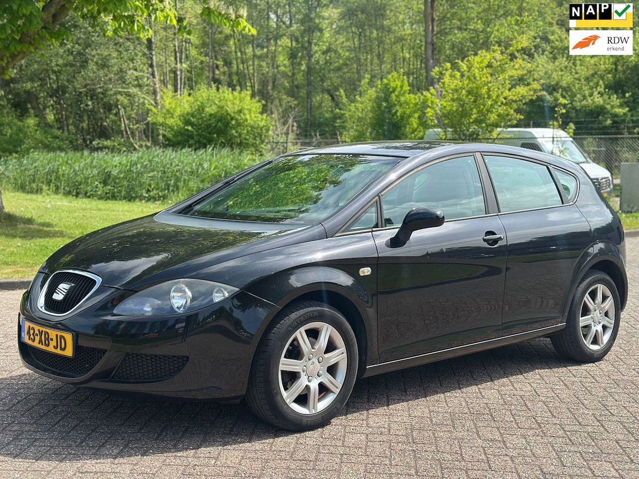 SEAT Leon - 1.6 Reference/AIRCO/ELECRAMEN VOOR - AutoWereld.nl