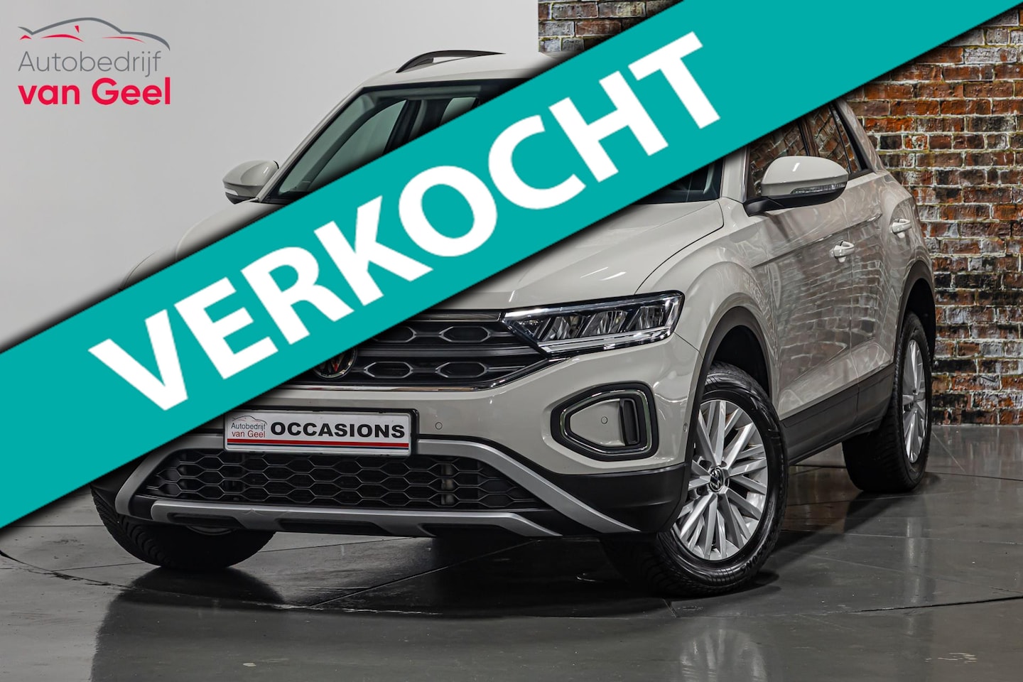 Volkswagen T-Roc - 1.5 TSI Life Business I Afneembare trekhaak I Stoelverwarming - AutoWereld.nl