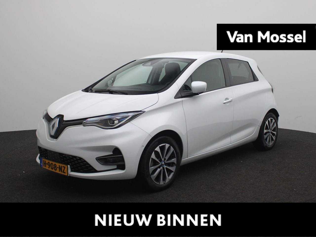 Renault Zoe - R135 Intens 52 kWh | incl. koopaccu | Stoelverwarming| Navigatie groot scherm | Achteruitr - AutoWereld.nl