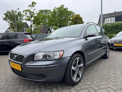 Volvo V50 - 2.4 Momentum Apk 9/11/26, Airco, Cruise, Trekhaak