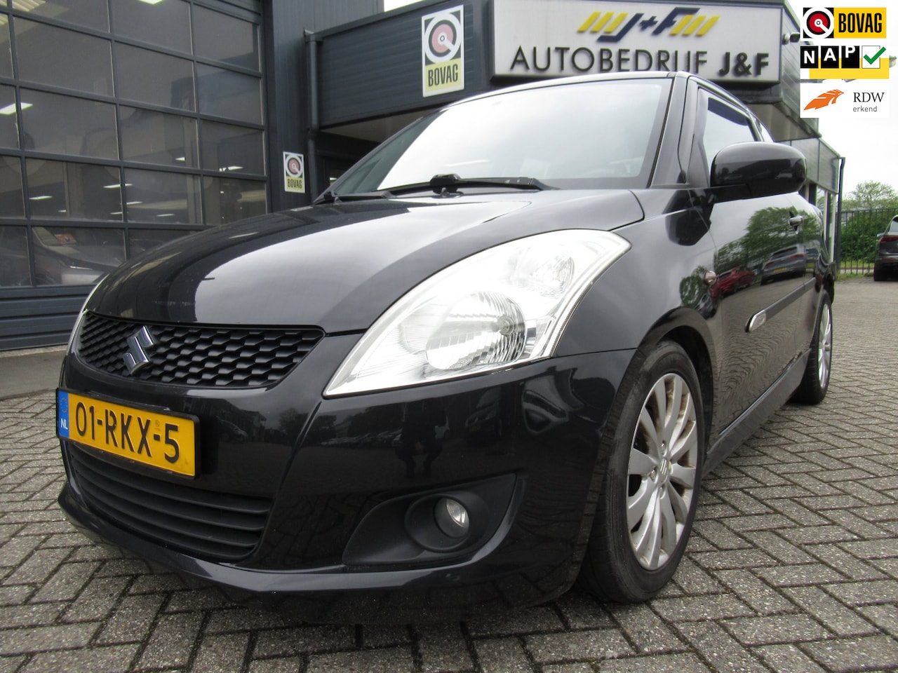 Suzuki Swift - 1.2 Sport-line / Keyless / Airco / Stoelverwarming - AutoWereld.nl