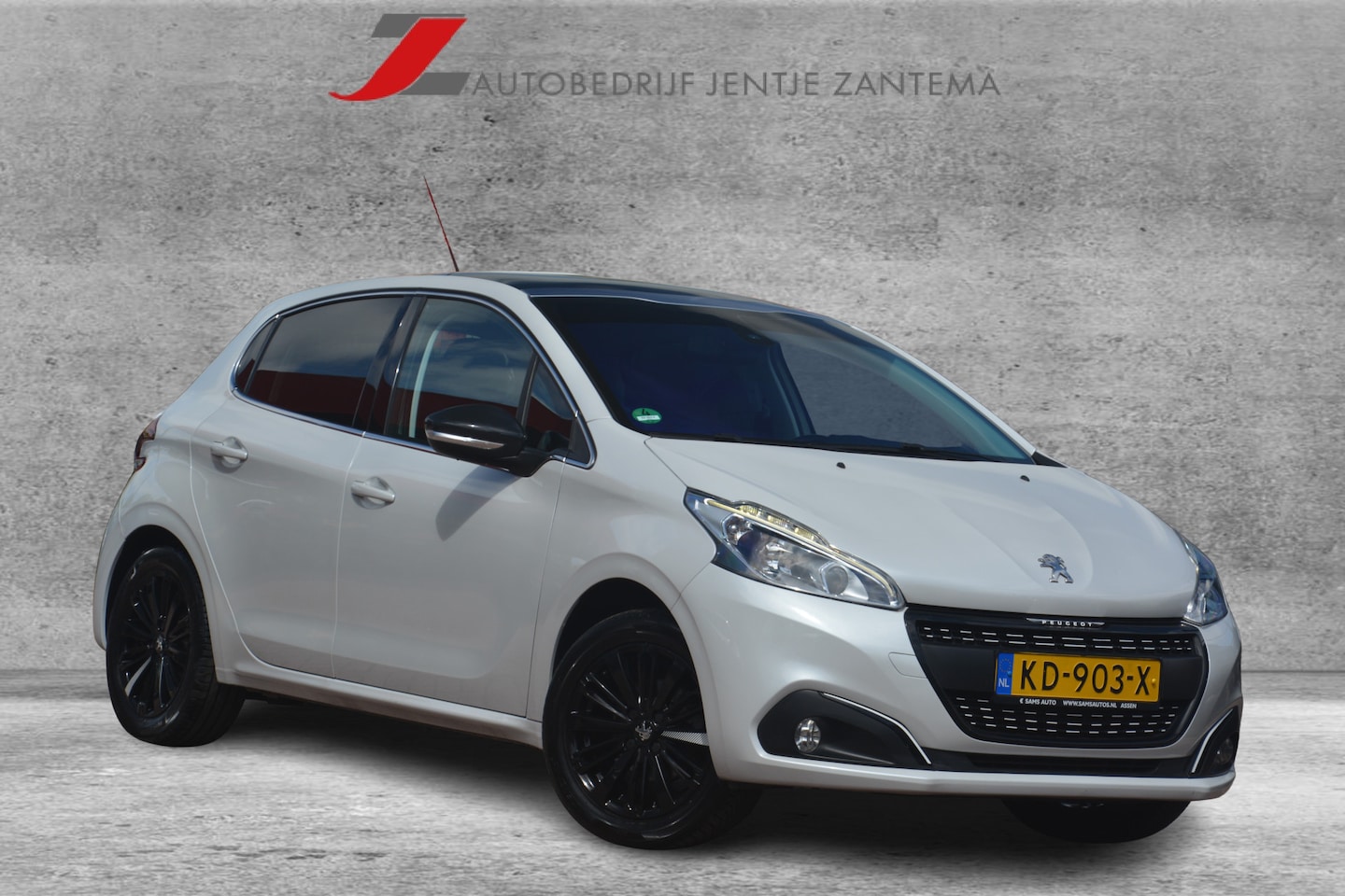 Peugeot 208 - 1.2 PureTech Allure | Navigatie | Panoramadak | JBL | Carplay | Camera | Cruise-control | - AutoWereld.nl