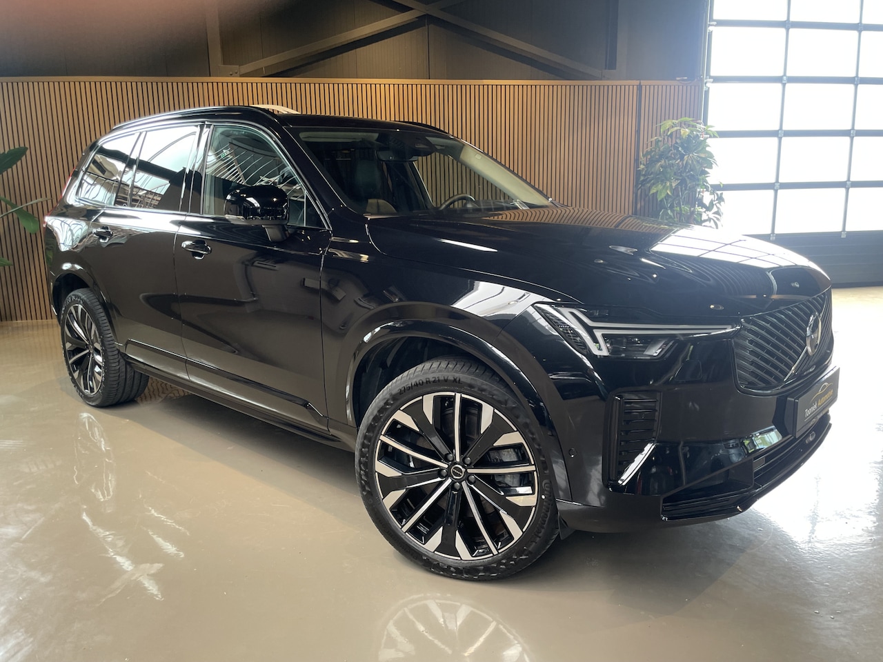Volvo XC90 - 2.0 T8 Plug-in hybrid AWD Plus Black Edition Panoramadak, Bowers & Wilkens, - AutoWereld.nl