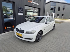 BMW 3-serie Touring - 320i Business Line|Airco|Cruise|Navi|PDC|