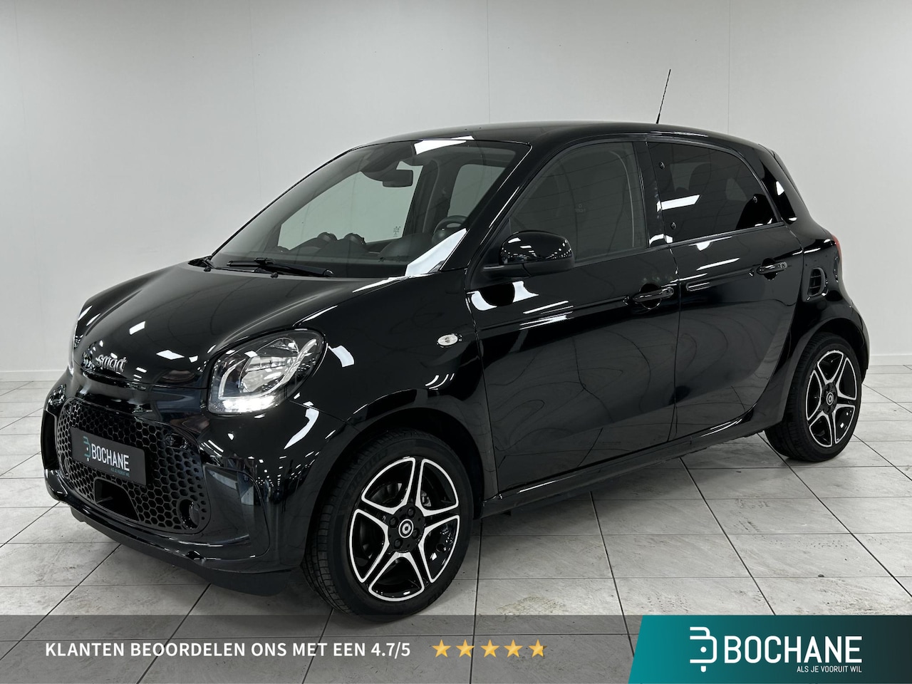 Smart Forfour - EQ Comfort 18 kWh PARKEERSENSOREN ACHTER | CLIMATE CONTROL | LICHTMETALEN VELGEN | STOELVE - AutoWereld.nl