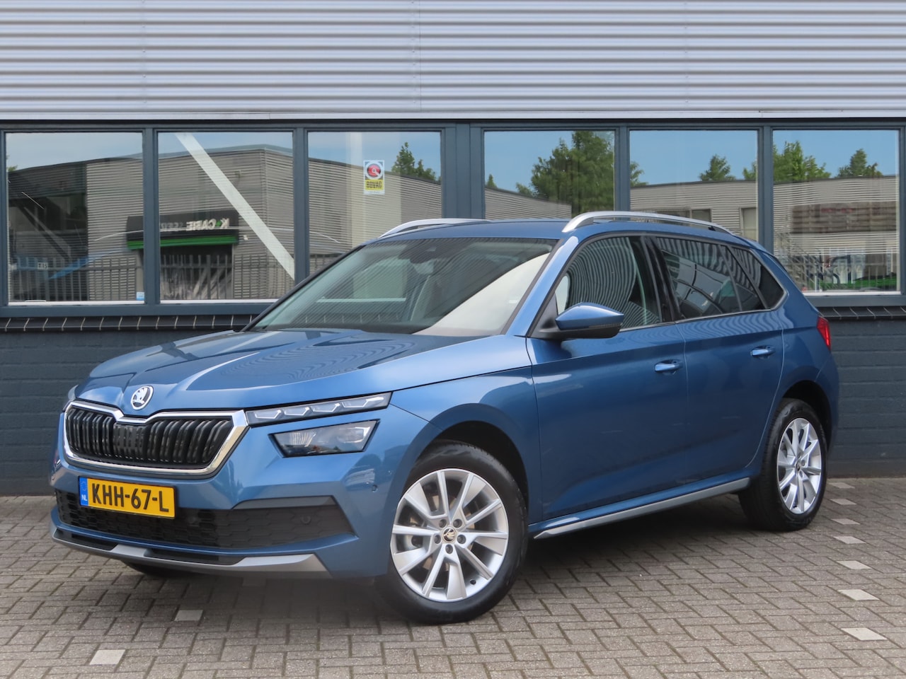 Skoda Kamiq - 1.0 TSI Style DSG | lederen bekleding | stoelverwarming | navi | camera | adaptive cruise - AutoWereld.nl