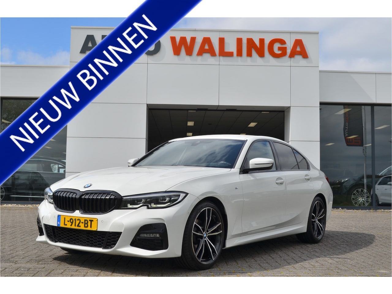 BMW 3-serie - 318i M Sport Pakket | Camera | Carplay | Led | Live Cockpit Pro | Leer | NL Auto! Stoelver - AutoWereld.nl