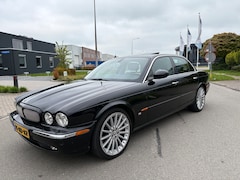 Jaguar XJ - 4.2 V8 Super Supercharged