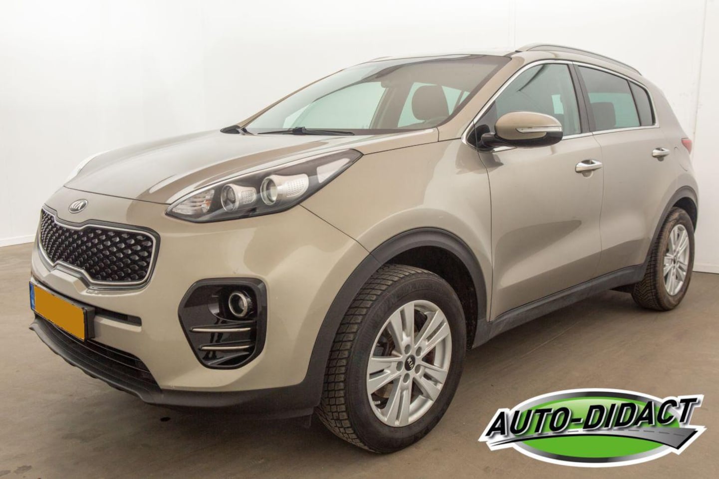 Kia Sportage - 1.6 GDI Clima Navi Camera First Edition - AutoWereld.nl