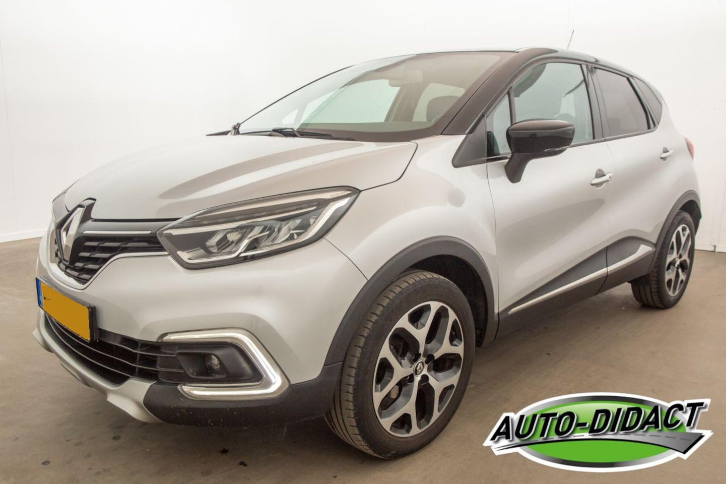 Renault Captur - 0.9 TCe Clima Navi 117.328 km Intens - AutoWereld.nl