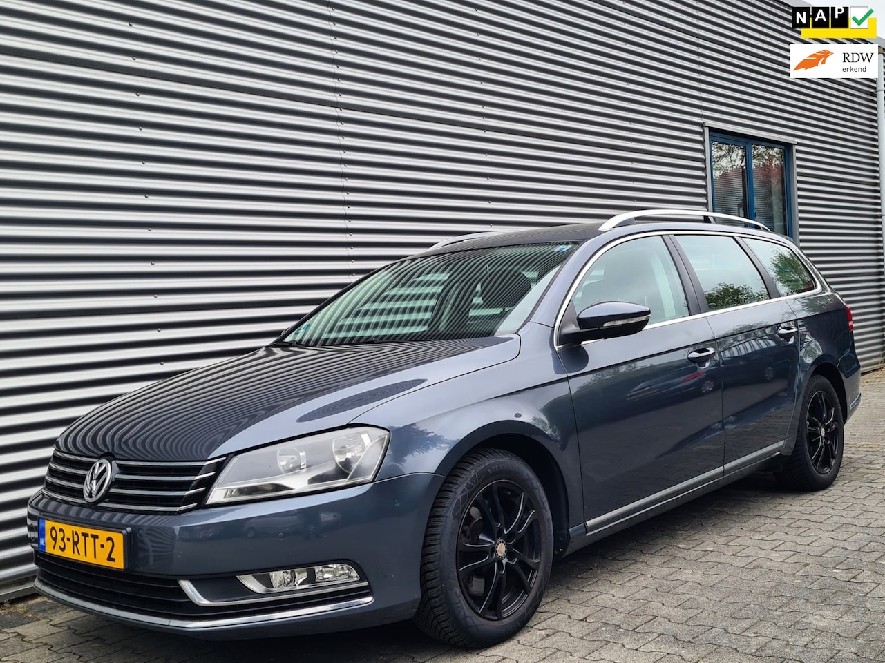 Volkswagen Passat Variant - 1.4 TSI Comfortline BlueMotion AUT 07-2011 Island Grey Pearl - AutoWereld.nl
