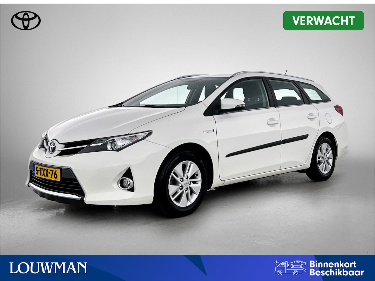 Toyota Auris Touring Sports - 1.8 Hybrid Dynamic | Navigatie | Camera | Cruise Control | Climate Control | Dealer Onderh - AutoWereld.nl