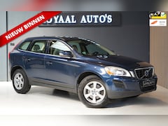 Volvo XC60 - 2.0 T5 Momentum | AUT | CRUISE | TREKHAAK | STOELVERW. | AIRCO | ELEK.RAMEN | APK | NAP