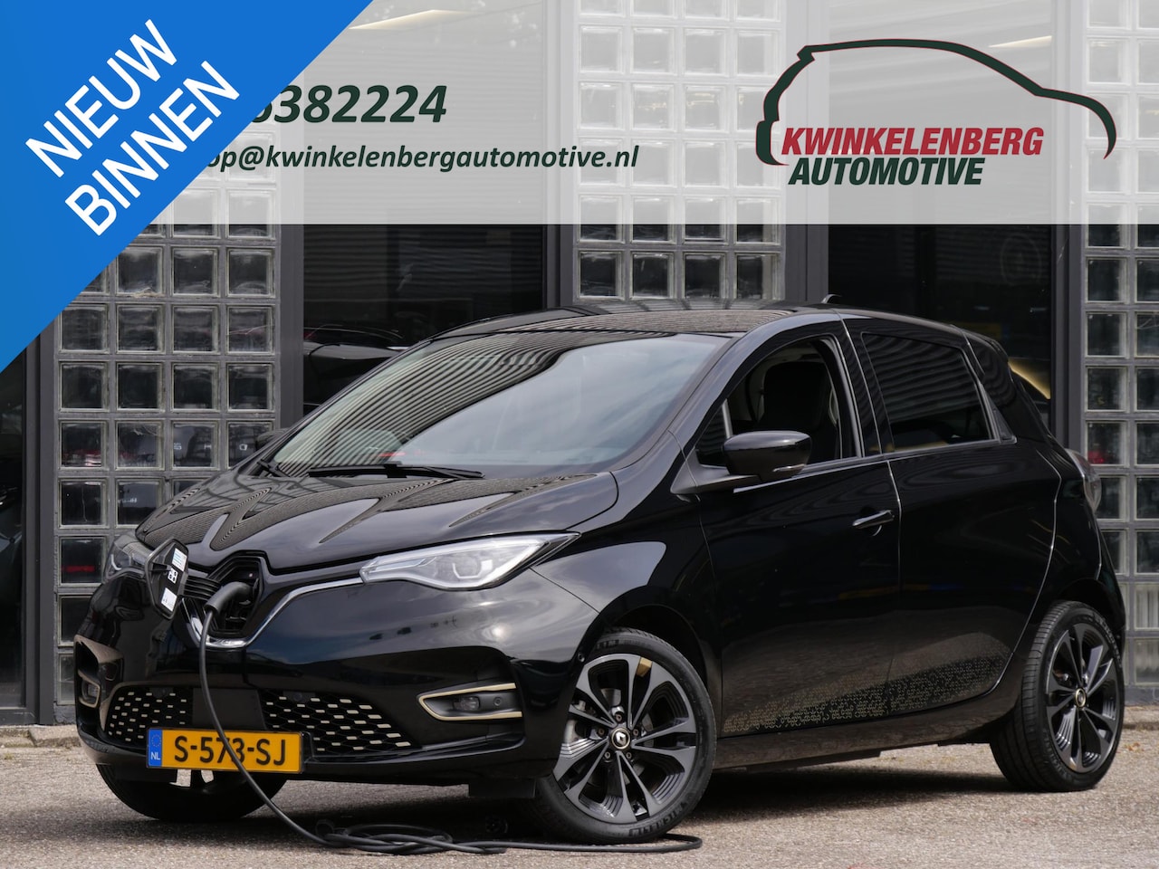 Renault Zoe - R135 52kWh ICONIC/ PDC V+A/ CAMERA/ BLIND SPOT/ KOOPACCU/ SOH 93% - AutoWereld.nl