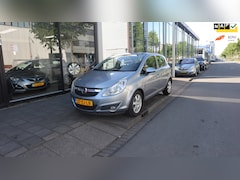 Opel Corsa - 1.4-16V NETTE AUTO / CRUISE CONTROL / AIRCO / NAP