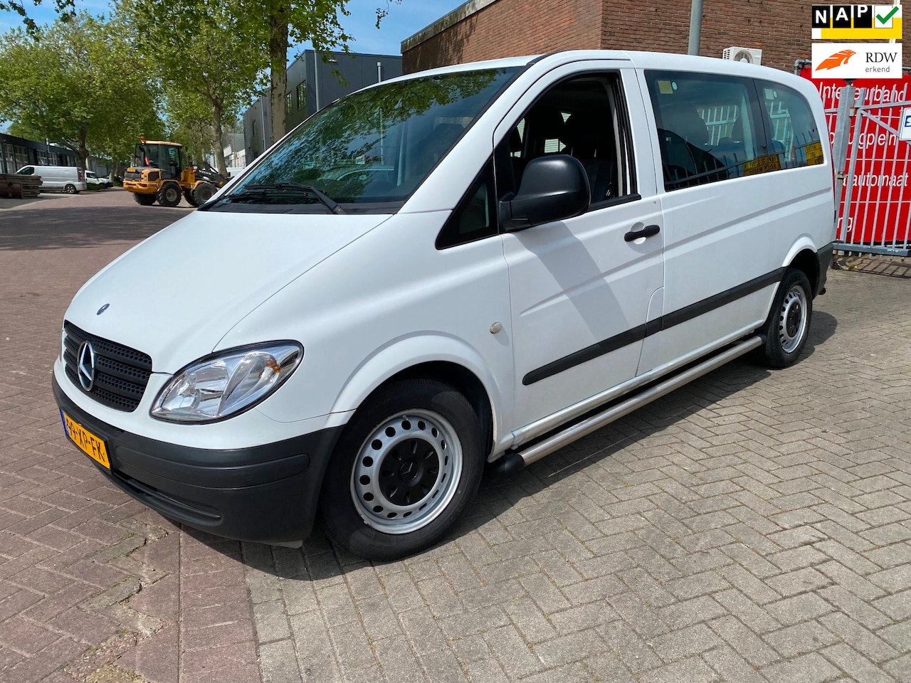 Mercedes-Benz Vito - 109 CDI 320 / 9Personen / Airbag / Elek Ramen / Stuurbekrachtiging / APK 23-10-2026 / - AutoWereld.nl