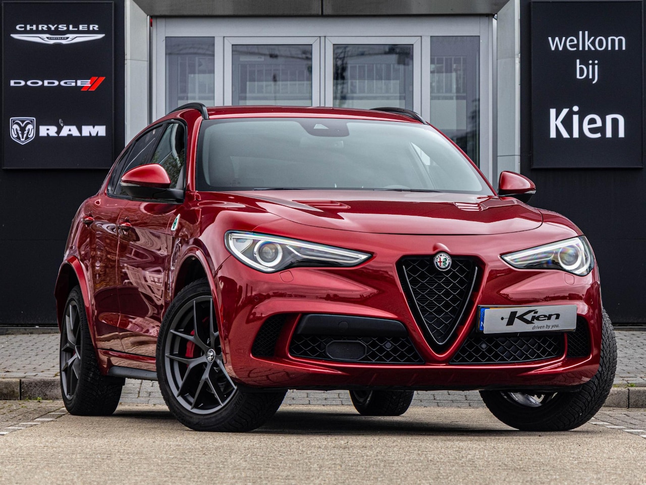Alfa Romeo Stelvio - 2.9 V6 AWD Quadrifoglio | Harman/Kardon | Seats Pack | Adaptive cruise control | - AutoWereld.nl