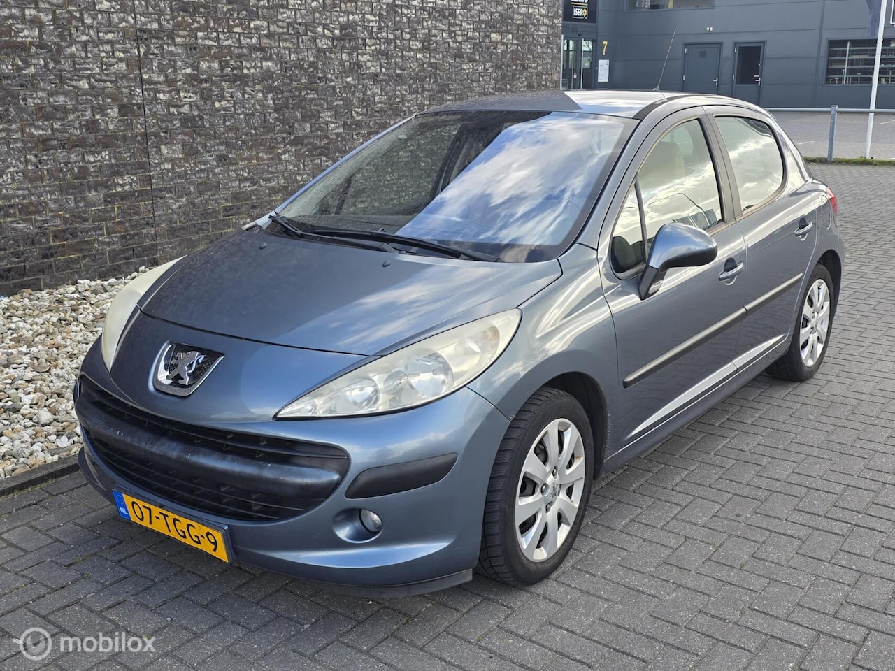 Peugeot 207 - 1.6 VTi XS - Automaat - Zeer luxe uitgevoerd! - AutoWereld.nl