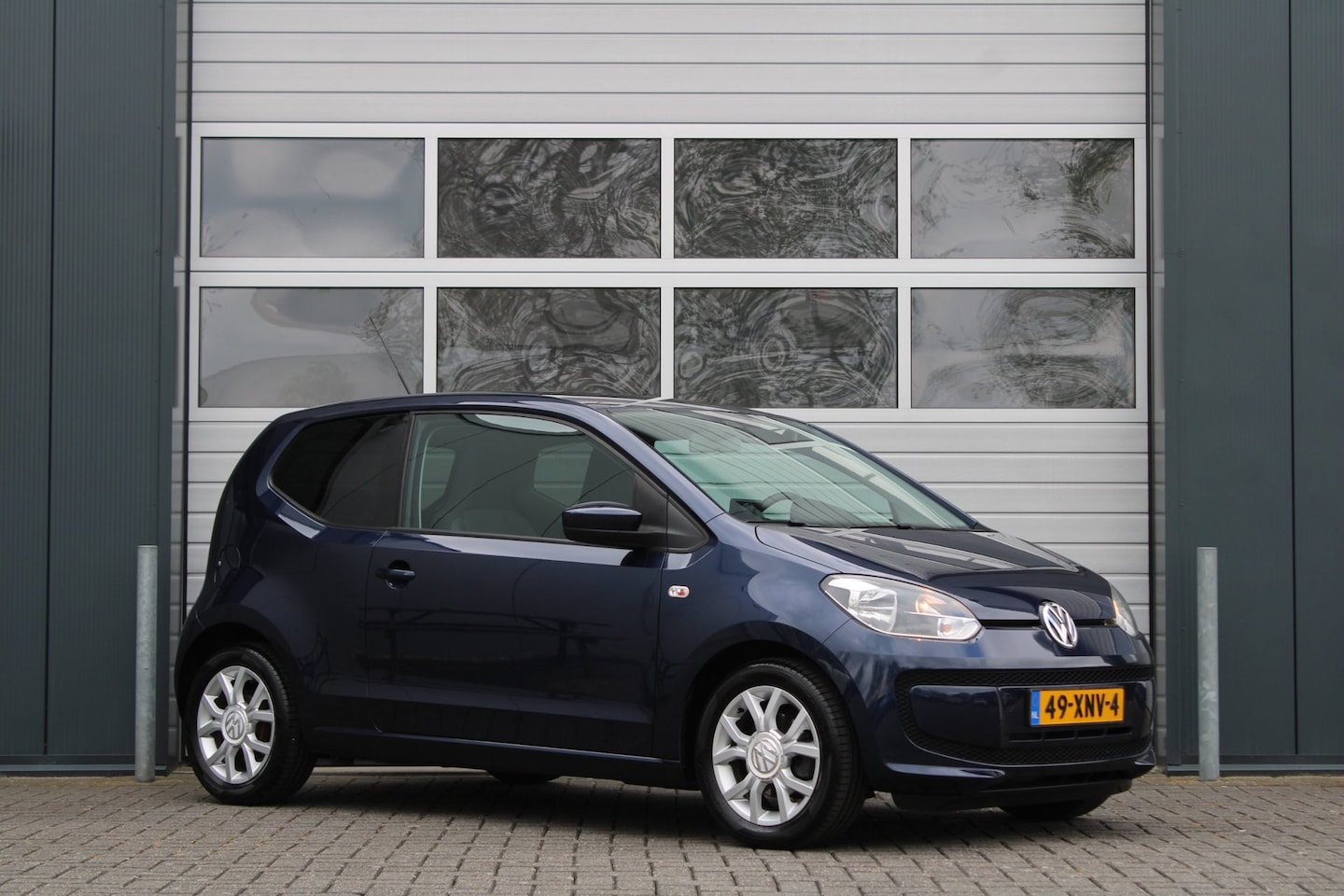 Volkswagen Up! - 1.0 move up! BlueMotion Airco/Navi/Bluetooth/Elek.Ramen/C.V./15"LM/Isofix/GoedOnderhouden/ - AutoWereld.nl