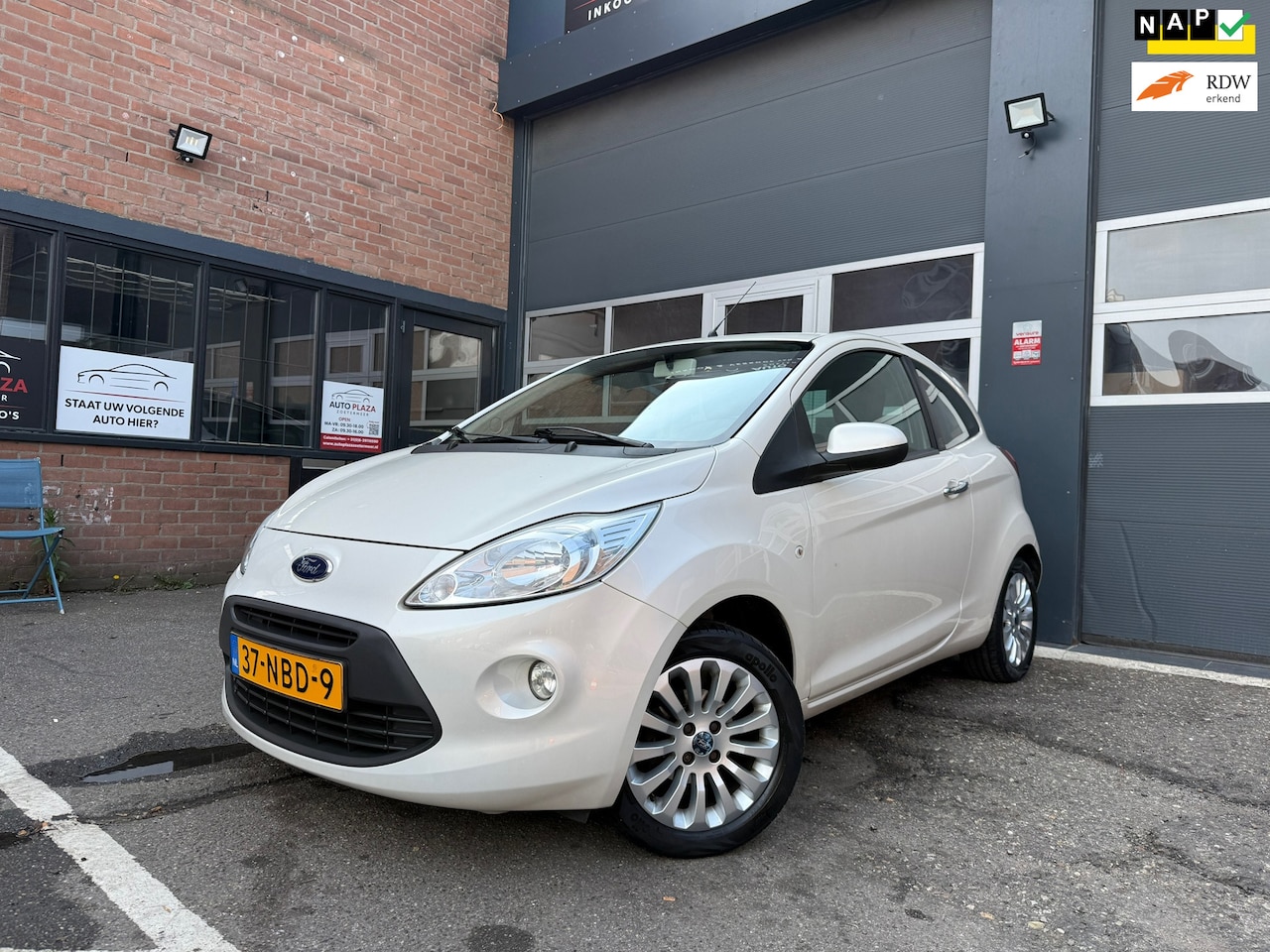 FORD KA