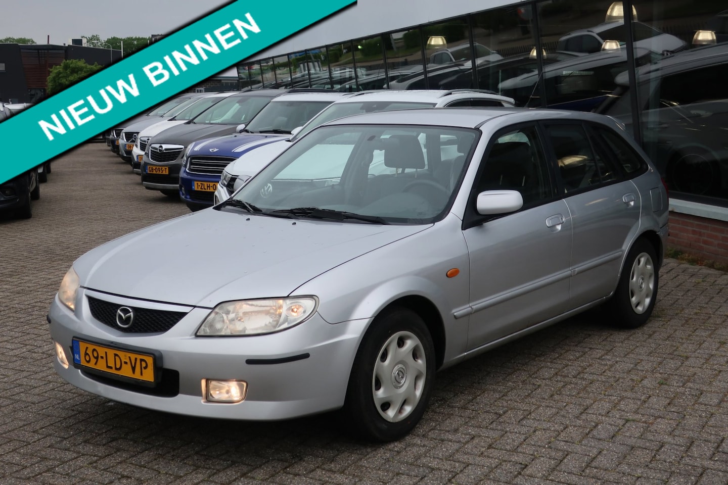 Mazda 323 Fastbreak - 1.6i Exclusive AIRCO_APK - AutoWereld.nl