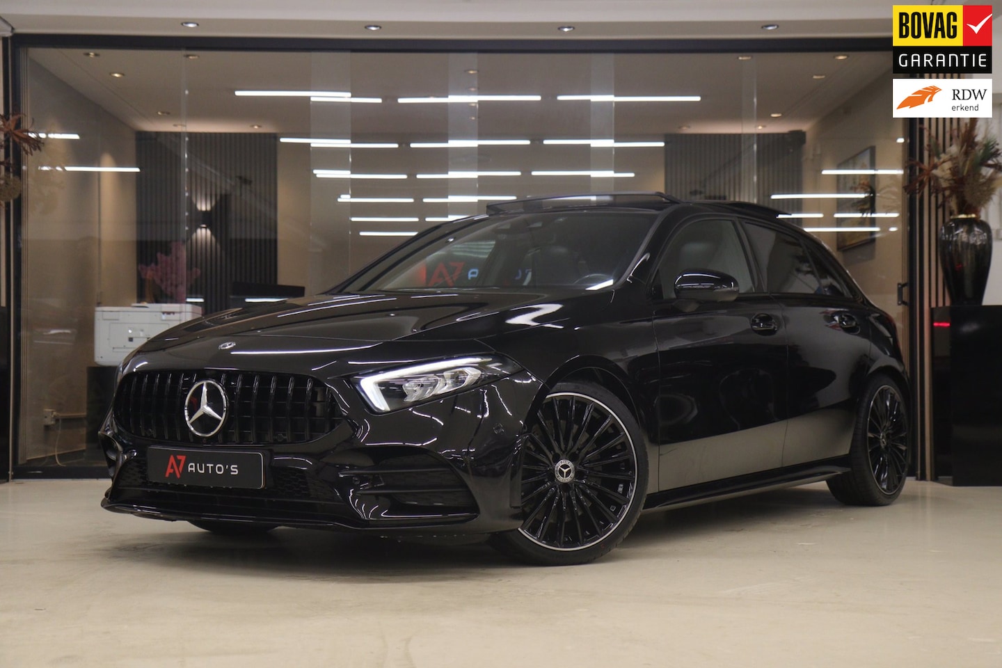 Mercedes-Benz A-klasse - 250 AMG Edition /PANO/SFEER/360CAM/ACC/BLINDSPOT/VOL! - AutoWereld.nl