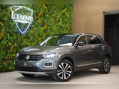 Volkswagen T-Roc - 1.5 TSI IQ.Drive automaat / Trekhaak / CarPlay / Cruise / PDC