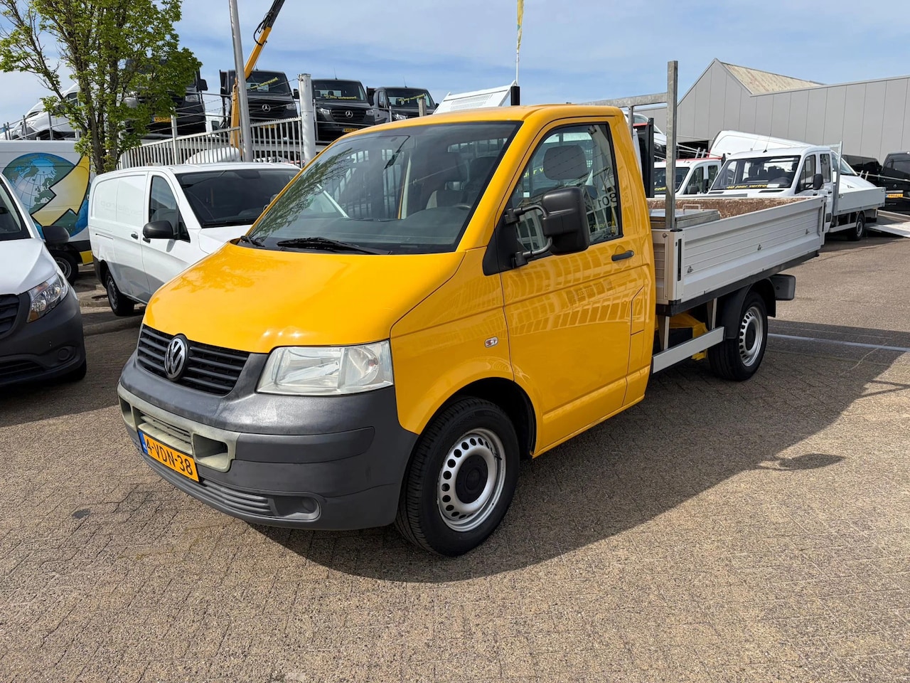 Volkswagen Transporter - PICK-UP D 75 KW 1.9TDI Openlaadbak Eerste Eigenaar 96000KM - AutoWereld.nl