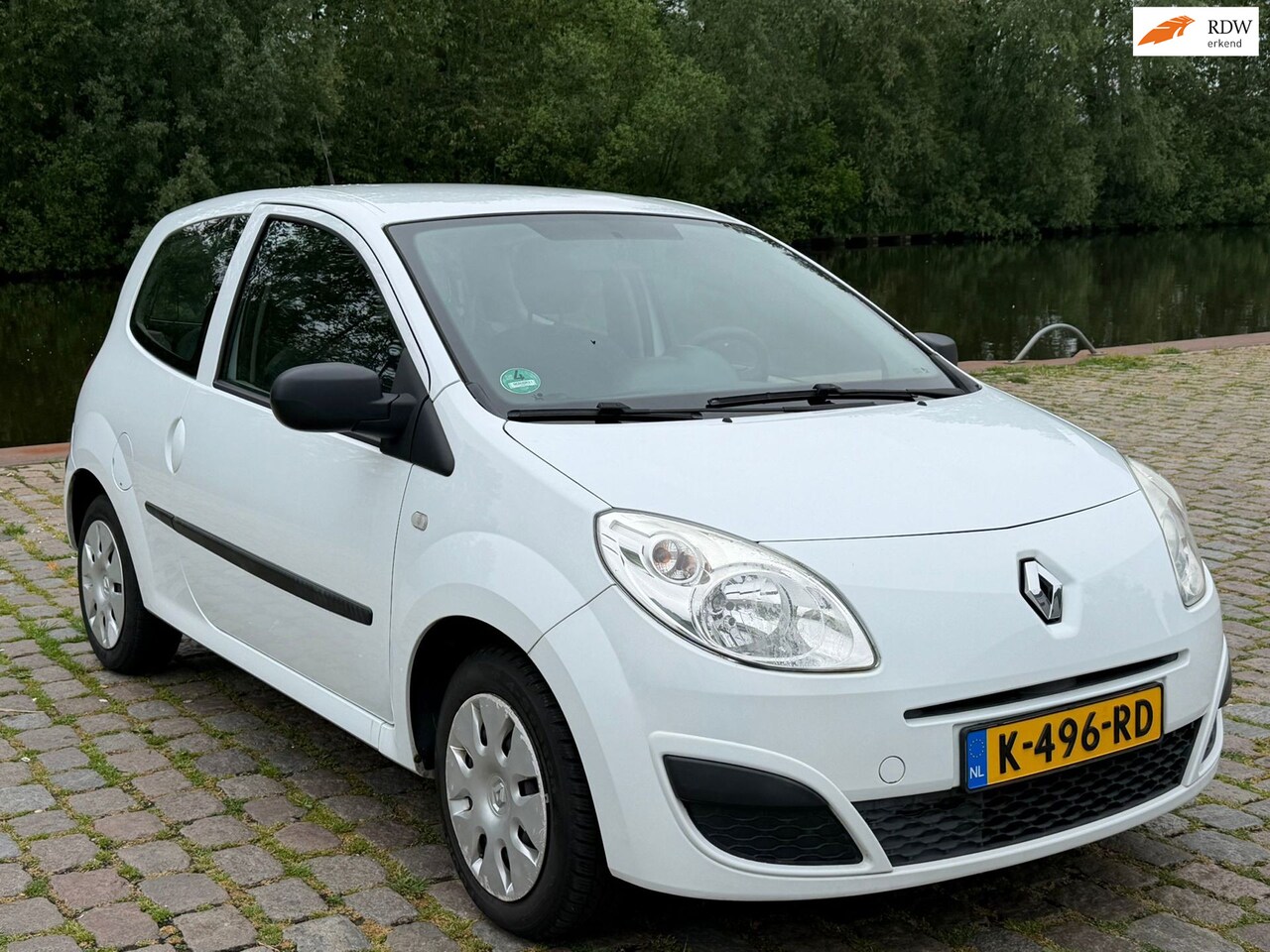 Renault Twingo - 1.2 Acces Zeer netjes elektrische ramen stuurbekrachtiging - AutoWereld.nl