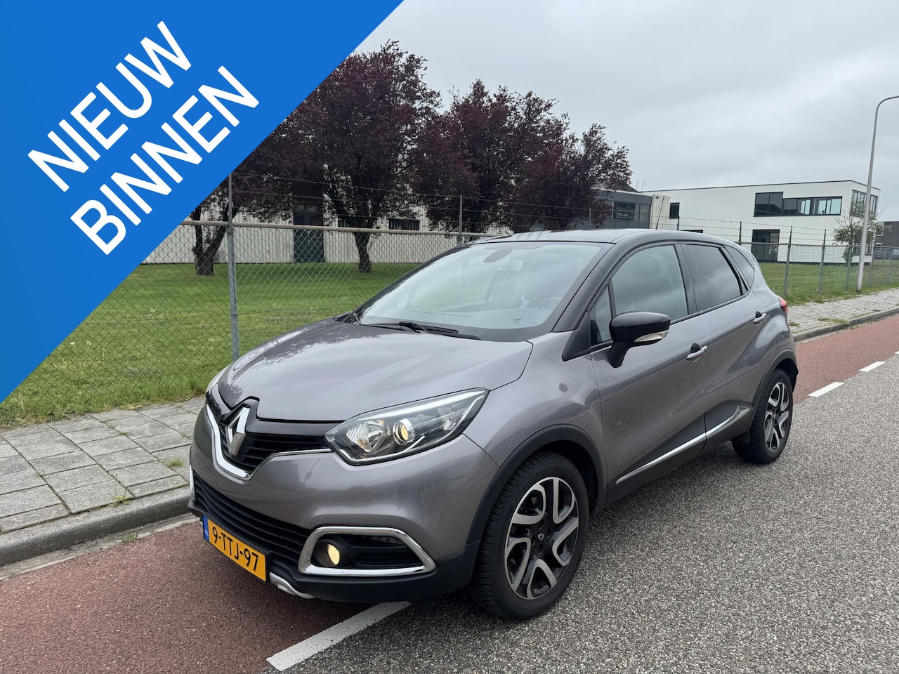 Renault Captur - 1.2 TCe Dynamique Automaat/Camera/PDC - AutoWereld.nl