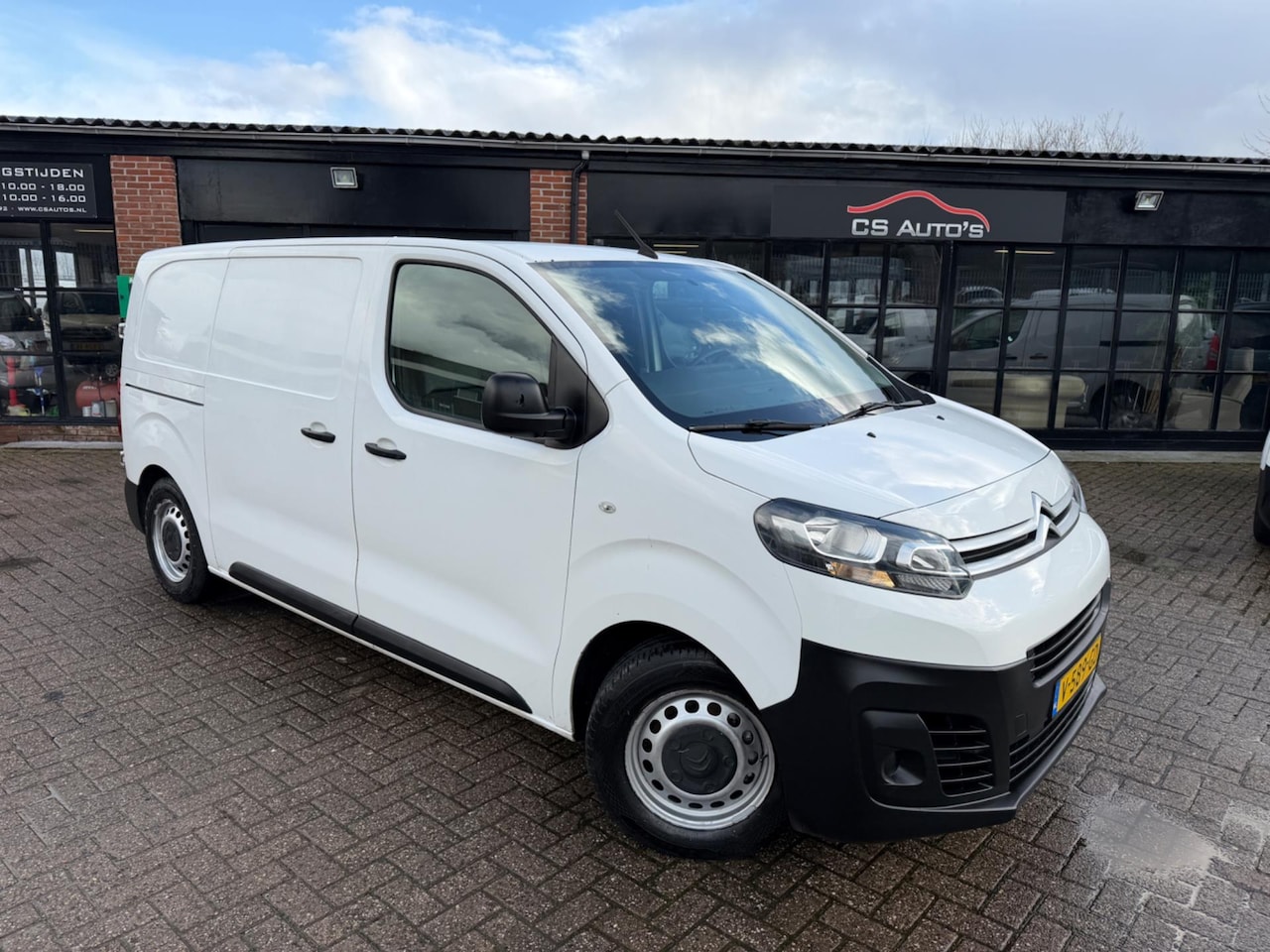Citroën Jumpy - 1.6 BlueHDI 115PK|5-2017|EURO6|NAVI|DAB|AIRCO|CRUISE.CONTROL - AutoWereld.nl