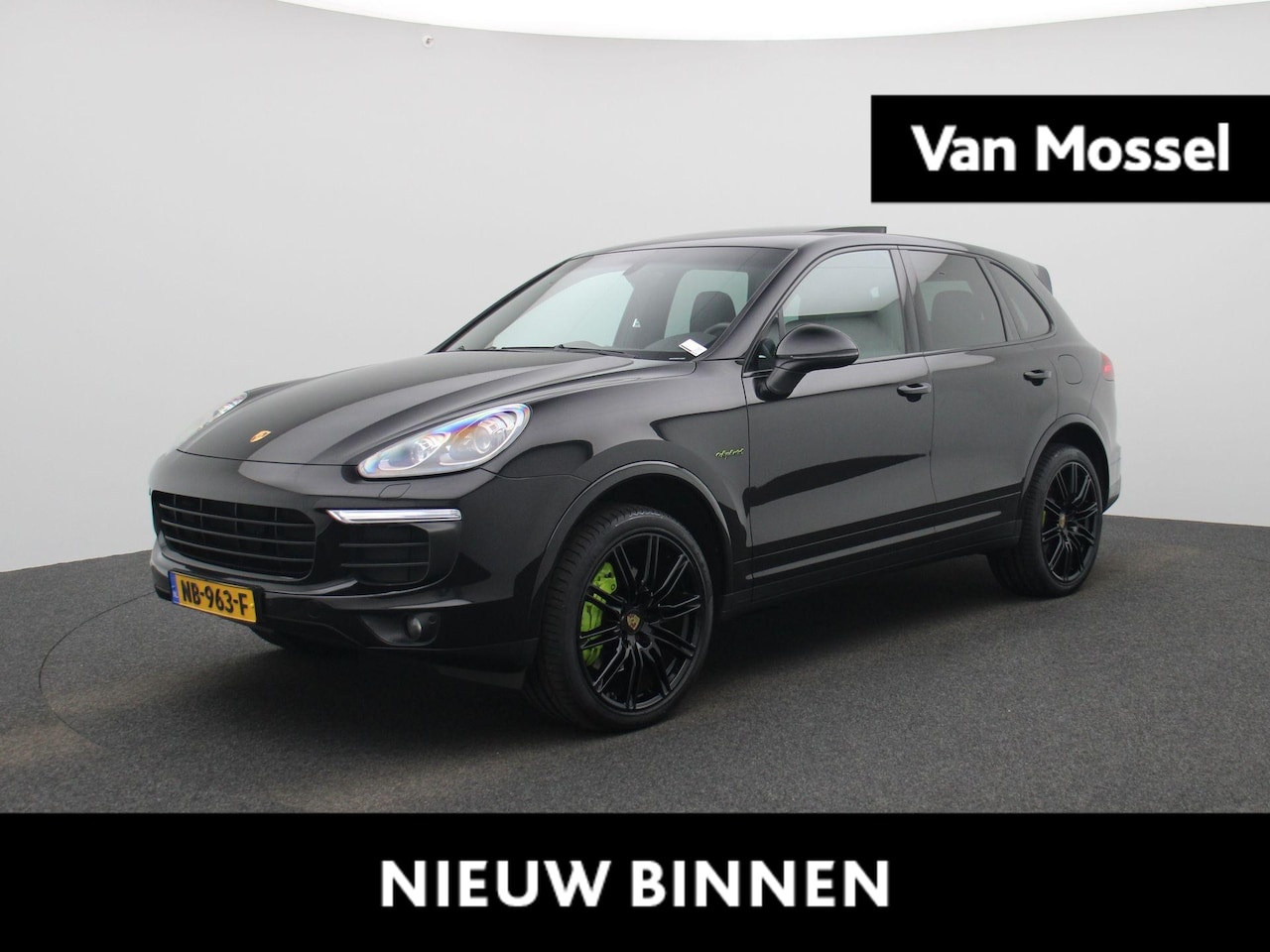 Porsche Cayenne - 3.0 S E-Hybrid Platinum Edition | WORDT VERWACHT | Apple Carplay/Android Auto | Achteruitr - AutoWereld.nl