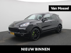 Porsche Cayenne - 3.0 S E-Hybrid Platinum Edition | Apple Carplay/Android Auto | Achteruitrijcamera | Parkee