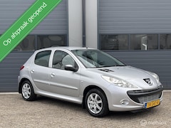Peugeot 206 - XR 5drs_BWJ 2010