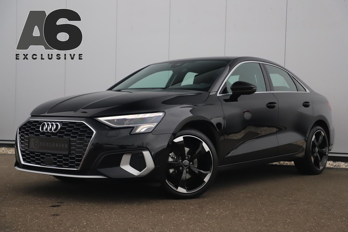 Audi A3 Limousine - 30 TFSI Advanced edition Automaat 18 inch RS Look Velgen Sportstoelen Full LED Navigatie C - AutoWereld.nl