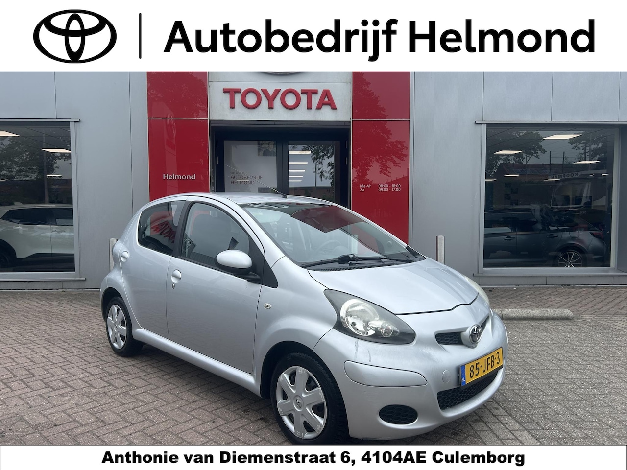 Toyota Aygo - 1.0-12V Comfort | Allweather banden | Airco | Perfecte eerste auto - AutoWereld.nl