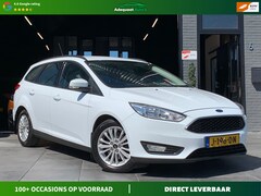 Ford Focus Wagon - 1.5 Titanium Edition|Automaat|Navi|Trekhaak