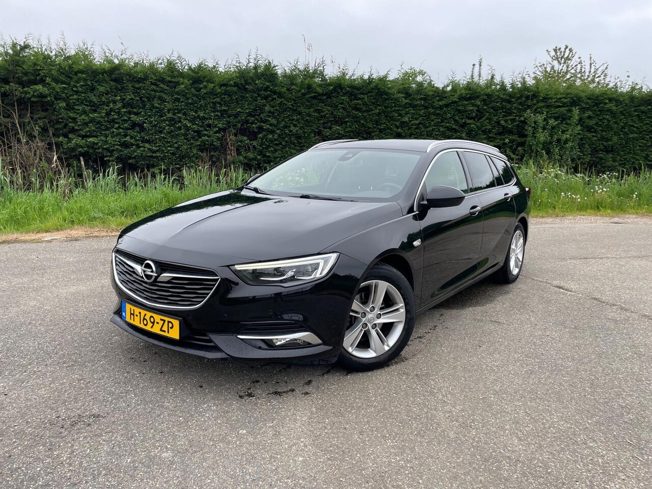 Opel Insignia Sports Tourer - 1.5 Turbo Innovation SPORT 1/2 LEER LED CARPLAY KEYLESS - AutoWereld.nl