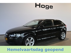 Audi A3 - 1.6 Attraction Clima Cruise Control Lichtmetaal All in Prijs Inruil Mogelijk