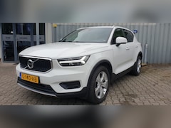 Volvo XC40 - 1.5 T3 MOMENTUM PRO Panorama dak