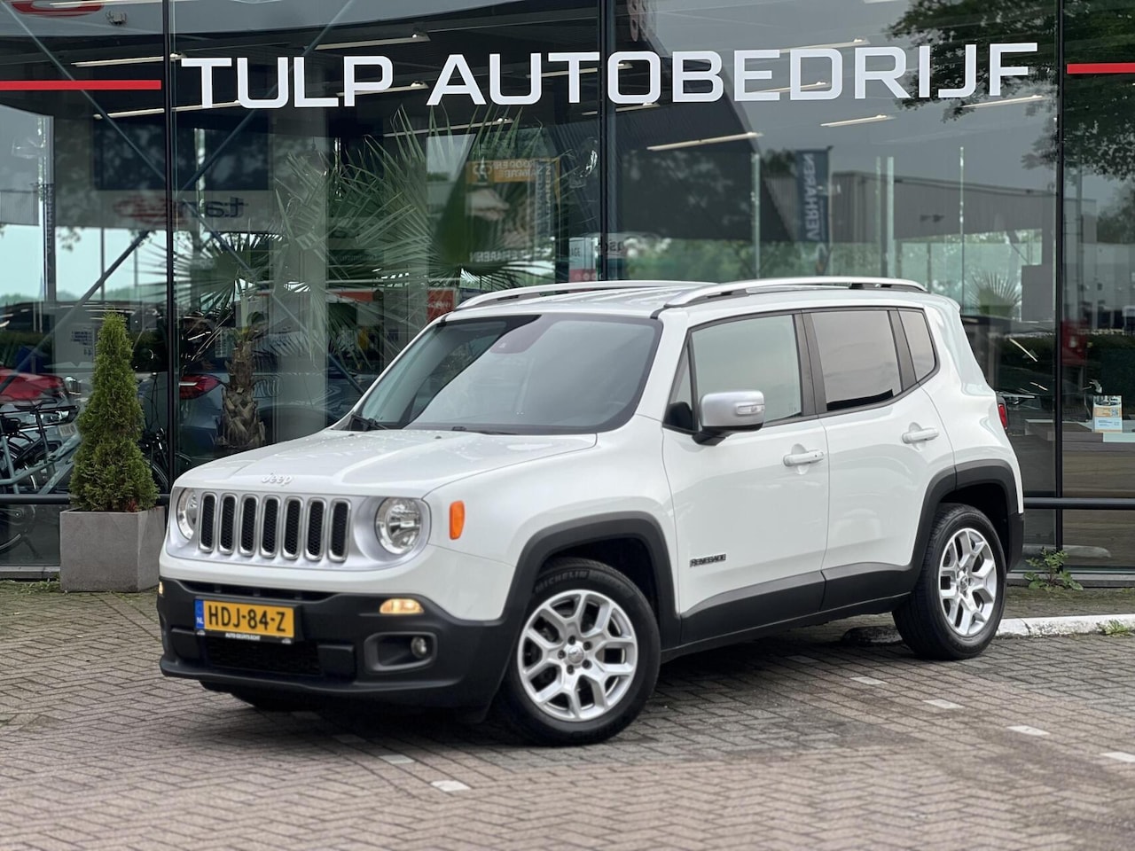 Jeep Renegade - 1.4 MultiAir Limited 1.4 MultiAir Limited - AutoWereld.nl