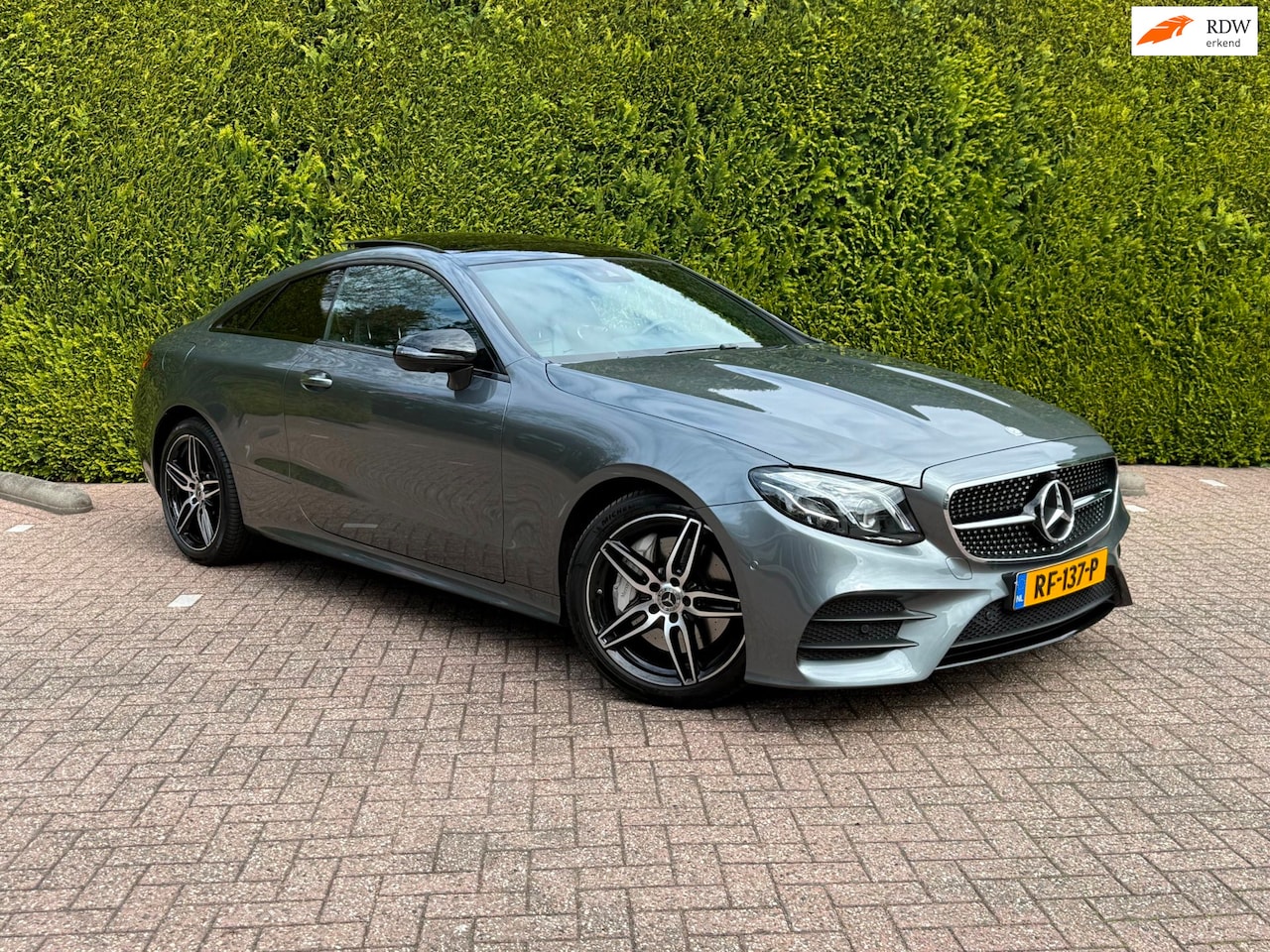 Mercedes-Benz E-klasse Coupé - 300 | AMG | Luchtvering | Night Edition | Burmester | Memory | Premium | Pano | Carplay | - AutoWereld.nl